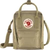 Fjallraven Schoudertas Fjällräven Kånken Sling Clay 2 Fjallraven Schoudertas Fjällräven Kånken Sling Clay -Fjallraven 1 Kanken Sling 23797 221 A MAIN FJR