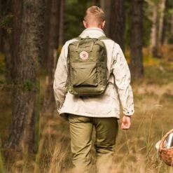 Fjallraven Fjällräven Kånken Laptop 17" Unisex Rugzak - Foliage Green 34 Fjallraven Fjällräven Kånken Laptop 17" Unisex Rugzak - Foliage Green -Fjallraven 1200x1200 100