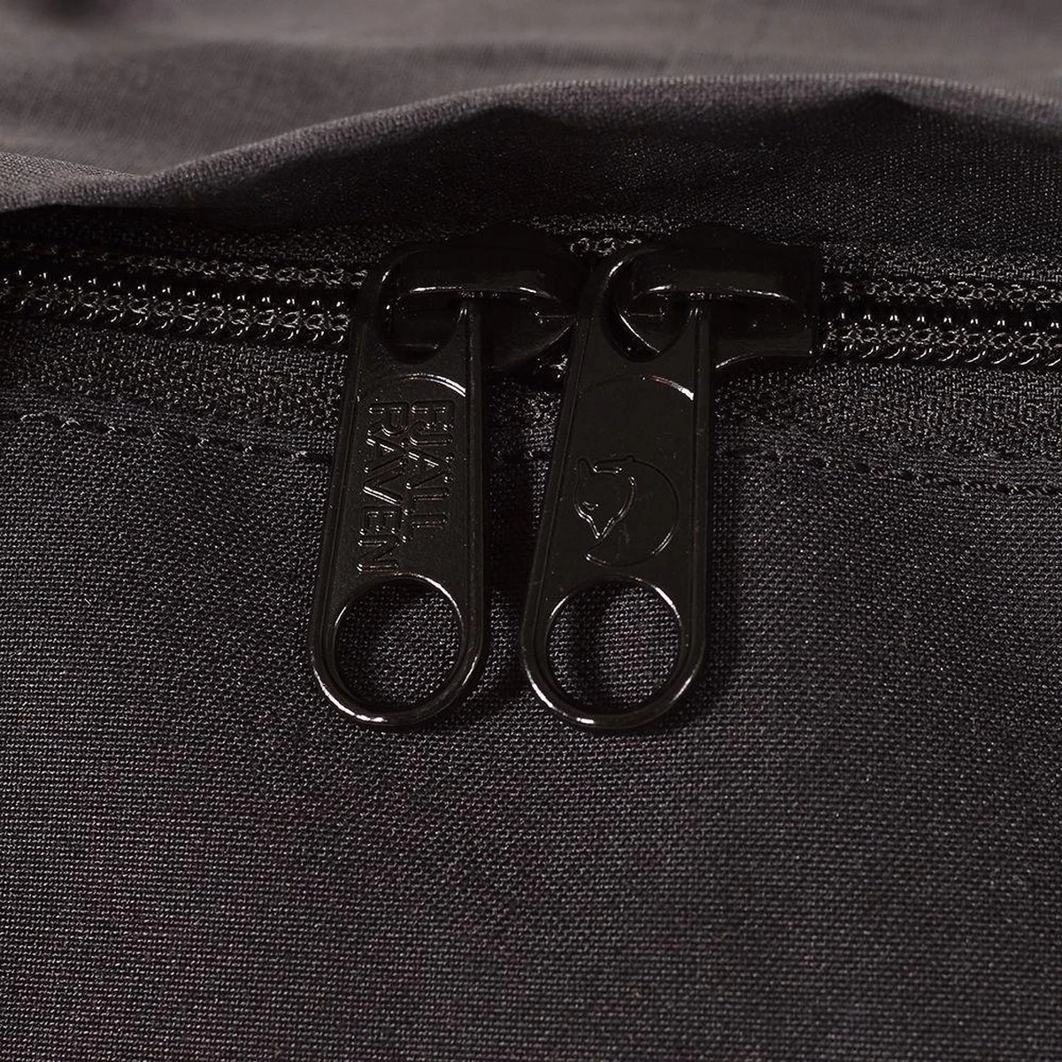 Fjallraven Fjällräven Kånken Unisex Rugzak - Black 7 Fjallraven Fjällräven Kånken Unisex Rugzak - Black - Afbeelding 5