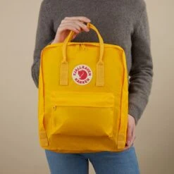 Fjallraven Fjällräven Kånken Unisex Rugzak - Warm Yellow -Fjallraven 1200x1200 205