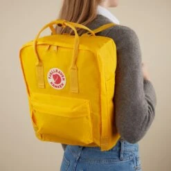 Fjallraven Fjällräven Kånken Unisex Rugzak - Warm Yellow -Fjallraven 1200x1200 206