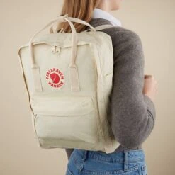 Fjallraven Fjällräven Kånken Unisex Rugzak - Light Oak -Fjallraven 1200x1200 56