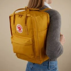 Fjallraven Kånken Laptoprugzak 15 Inch - Ochre -Fjallraven 1200x1200 81