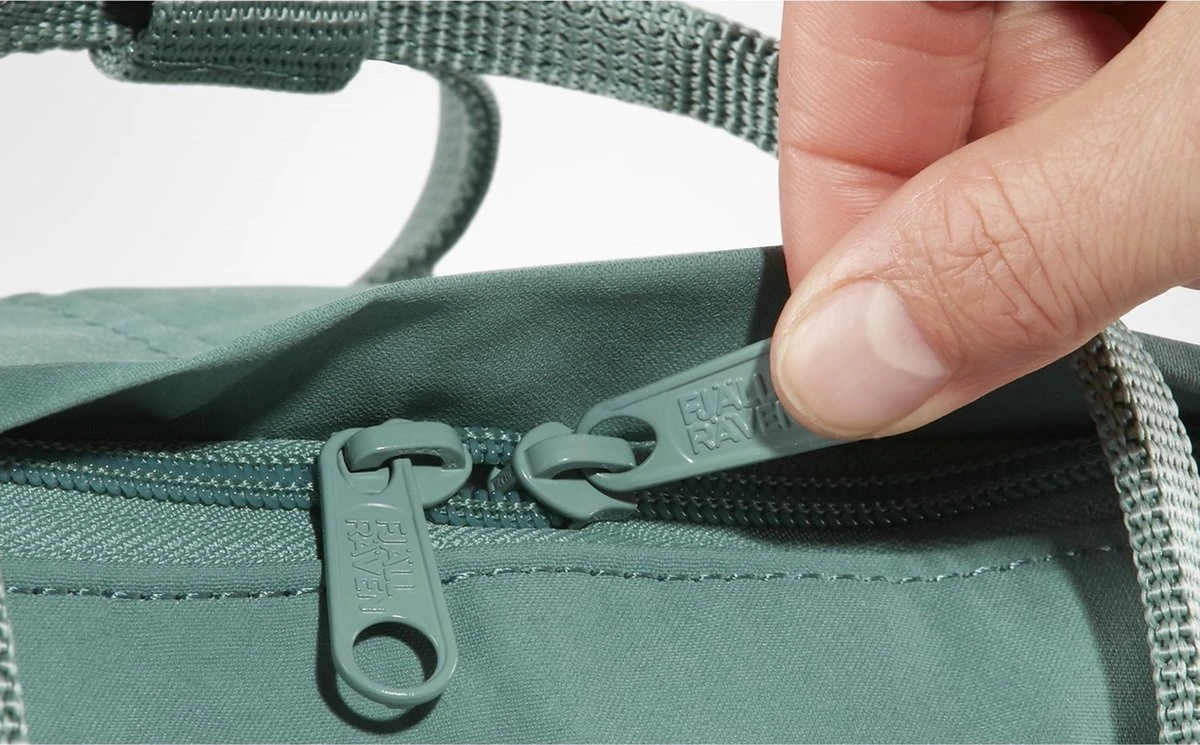 Fjallraven Fjällräven Kånken Unisex Rugzak - Deep Turquoise 15 Fjallraven Fjällräven Kånken Unisex Rugzak - Deep Turquoise - Afbeelding 13