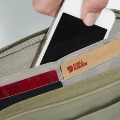 Fjallraven Portemonnee Fjällräven Kånken Travel Wallet Spicy Orange 14 Fjallraven Portemonnee Fjällräven Kånken Travel Wallet Spicy Orange -Fjallraven 4 F23781 SS19 fvqz kanken travel wallet fjaellraeven 21