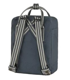 Fjallraven Rugzak Fjällräven Kånken Mini Navy Long Stripes 14 Fjallraven Rugzak Fjällräven Kånken Mini Navy Long Stripes -Fjallraven 4 Kanken Mini 23561 560 909 G MAIN FJR