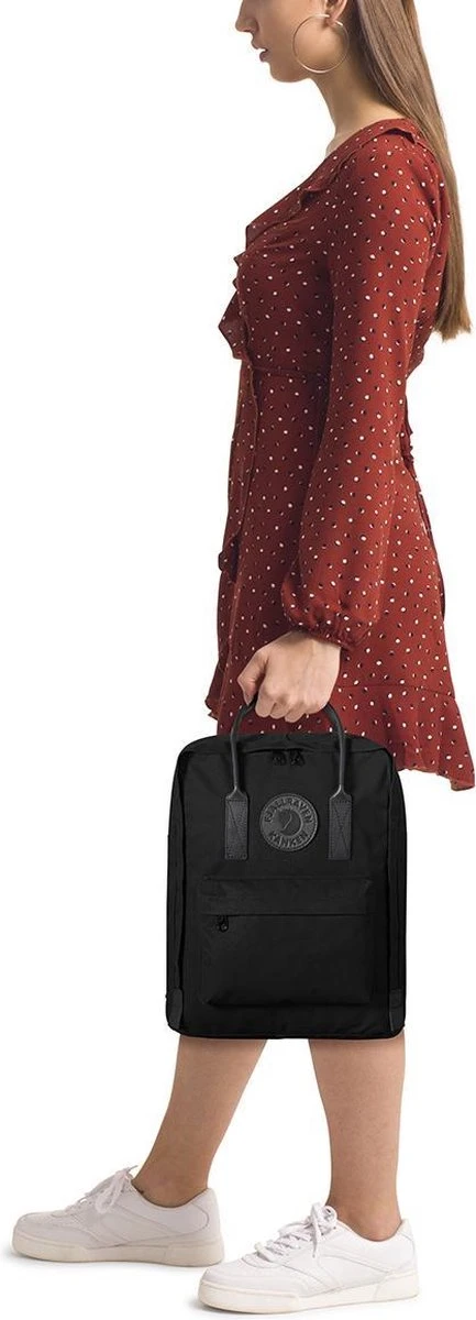Fjallraven Fjällräven Kånken No. 2 Black Unisex Rugzak - Black 4 Fjallraven Fjällräven Kånken No. 2 Black Unisex Rugzak - Black - Afbeelding 2