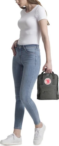 Fjallraven Fjällräven Kånken Mini Unisex Rugzak - Super Grey -Fjallraven 485x1200