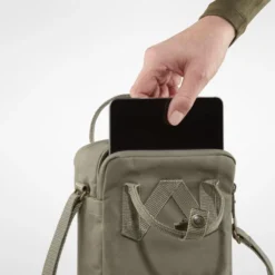 Fjallraven Schoudertas Fjällräven Kånken Sling Clay 17 Fjallraven Schoudertas Fjällräven Kånken Sling Clay -Fjallraven 7 F23797 FW19 fvrc kanken sling fjaellraeven 21