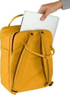 Fjallraven Fjällräven Kånken Laptop 17" Unisex Rugzak - Ochre -Fjallraven 882x1200 1