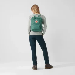 Fjallraven Rugzak Fjällräven Kånken Arctic Green-Spicy Orange 14 Fjallraven Rugzak Fjällräven Kånken Arctic Green-Spicy Orange -Fjallraven Kanken20rugzak 1